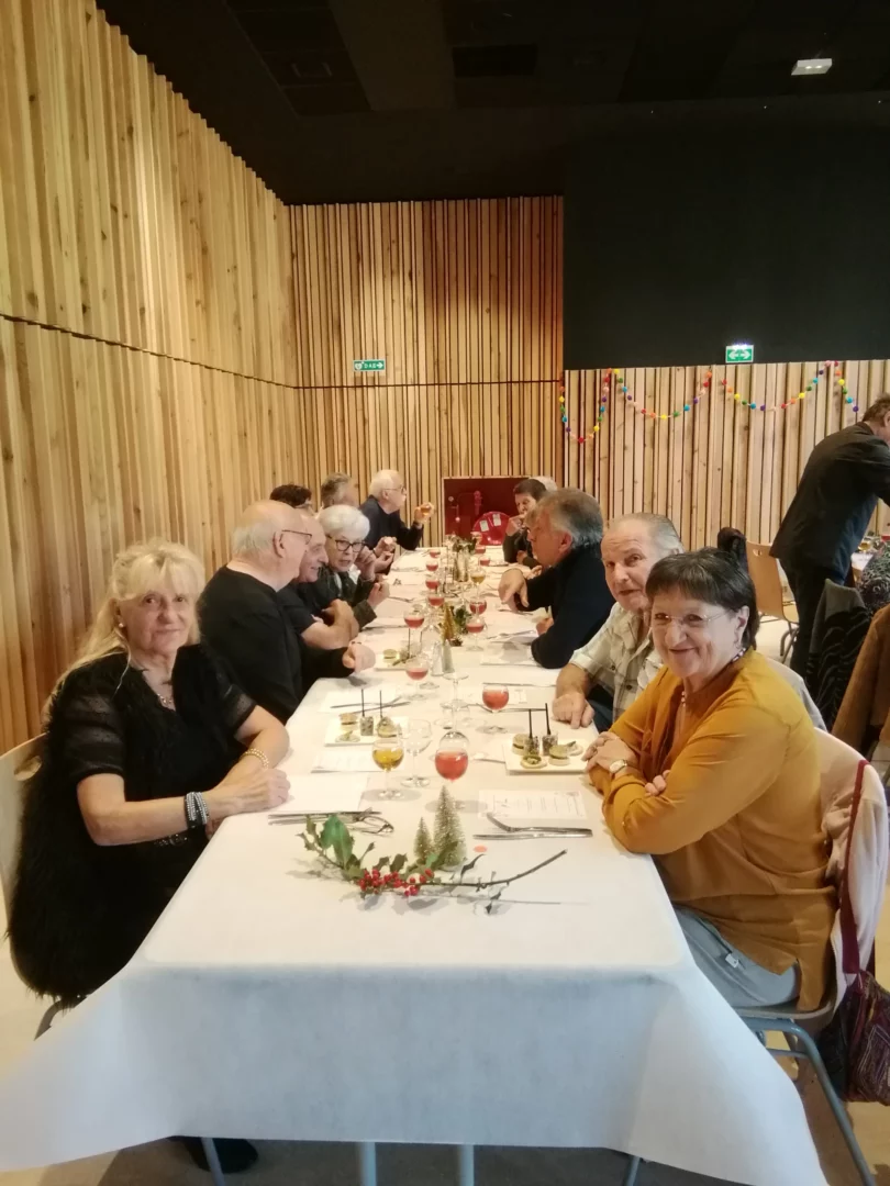 Repas des ainés à Pont Salomon 20 octobre 2024